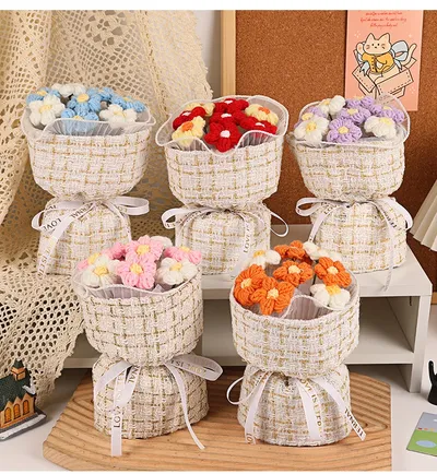 Creative 7 Knitted Wool Simulation Bouquet