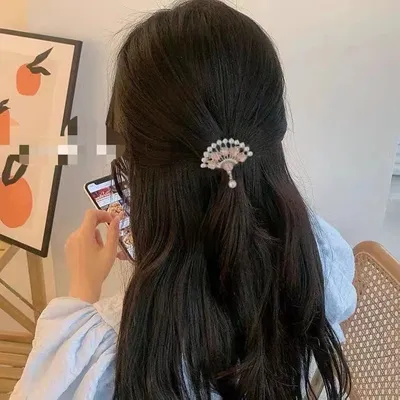 Elegant Pearl Antique Style Fan Hair Clip