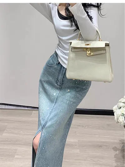 Women's Minimalist Hot Stamping Elastic Denim Skirt
