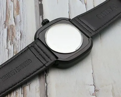 Retro Fashion All-match Belt Turntable Quartz Watch