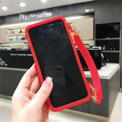 Fashionable Diagonal Chain Lanyard Silicone Phone Case