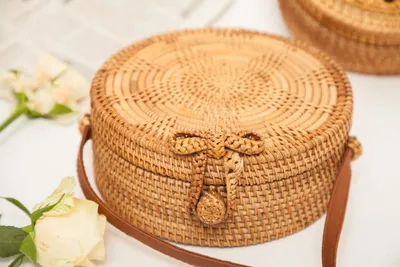 Natural PU small round straw bag