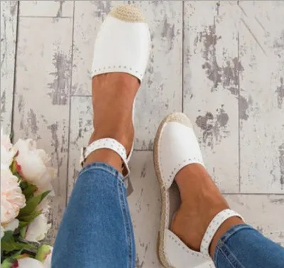 Women's flat buckle single shoes