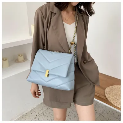Fashion chain messenger bag