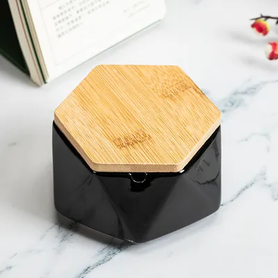 Ceramic Ashtray With Lid Creative Personality Fashion Office Anti Fly Ash Size Size Living Room Home European Trend