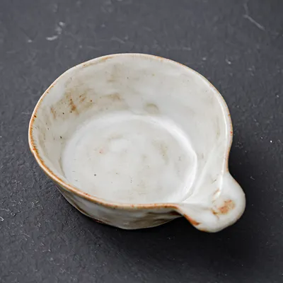 Japanese Style Rough Pottery Shaped Antique Dishes