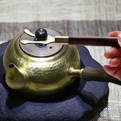 Iron kettle fork