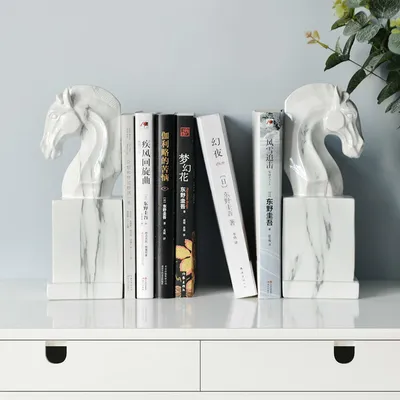 Study desk furnishing office resin craft ornaments