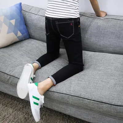 A822 black
