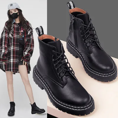 Women's flat cowhide short boots