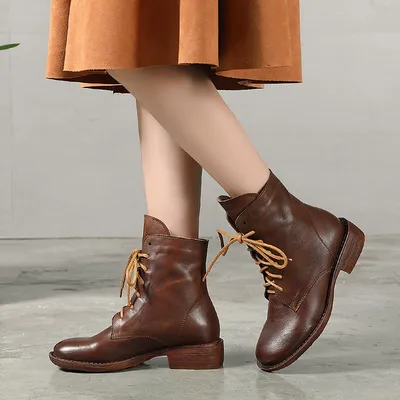 Thickened handmade leather boots in warm fleece
