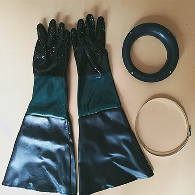 Special gloves for sandblasting machine