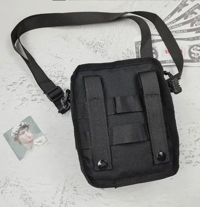 Shoulder bag