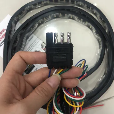 High-brightness three-color pickup truck tail box light LED tail light bar
