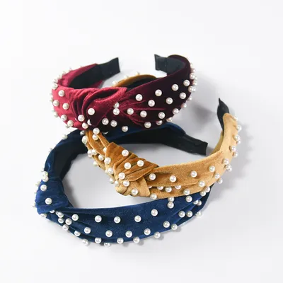 Pearl velvet knotted hair hoop