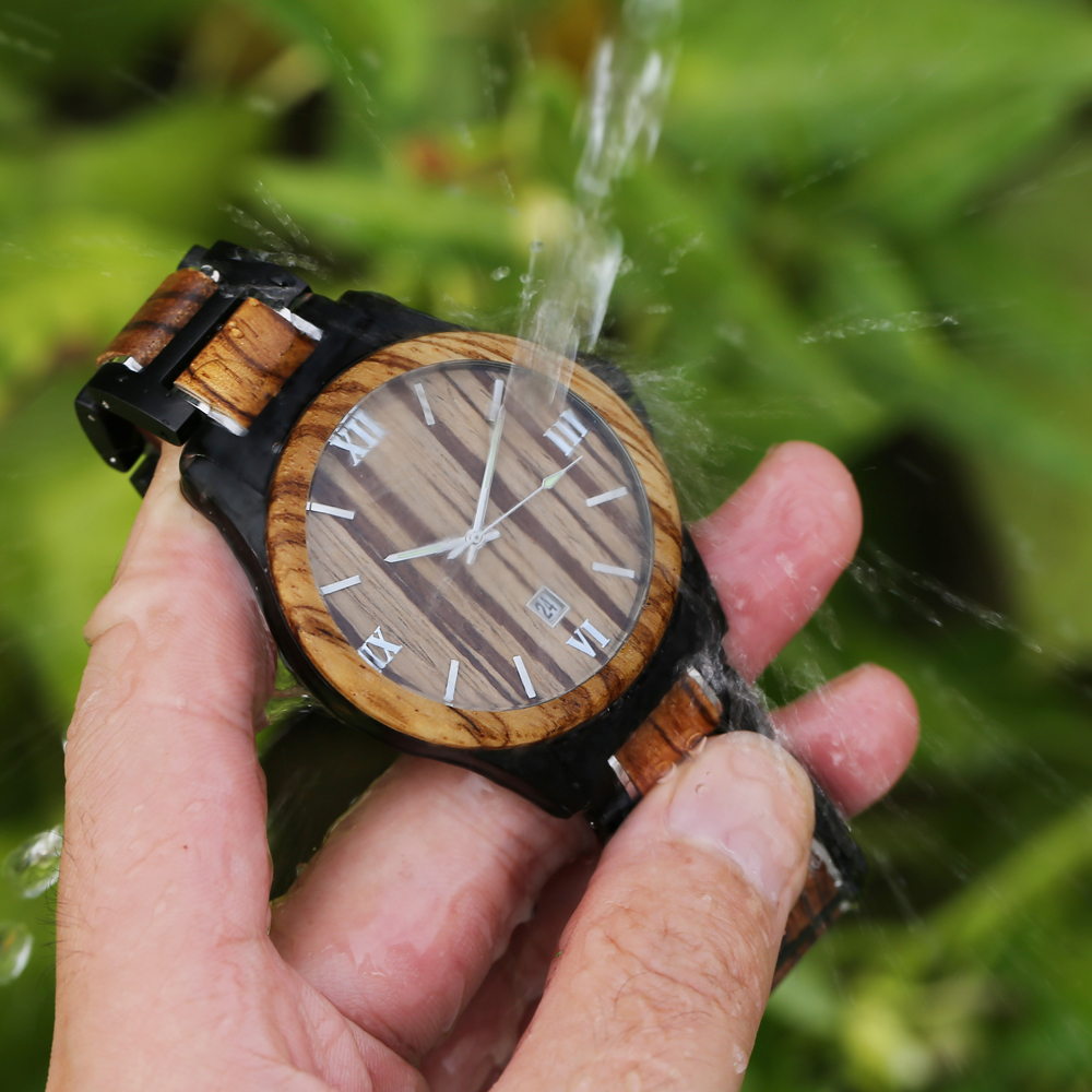 Men Quartz Sandalwood Watch Black