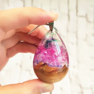Jade resin wood pendant necklace