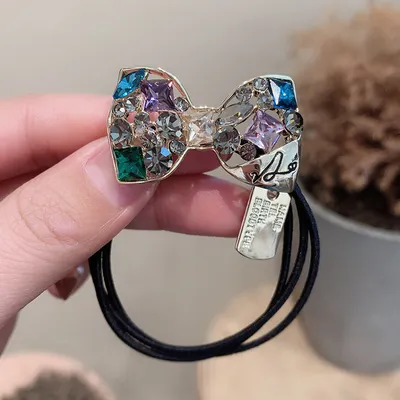 Colored bow