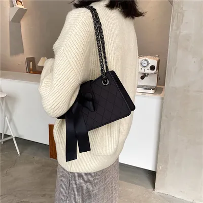 Fashion Silk Scarf One-Shoulder Diamond Chain Bag
