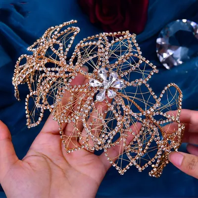 Women's Handmade Hollow Leaf Shape Rhinestone Headband