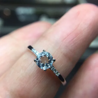 Women's natural aquamarine ring