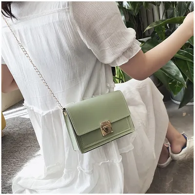 Ladies Fashion Simple Chain Small Square Bag