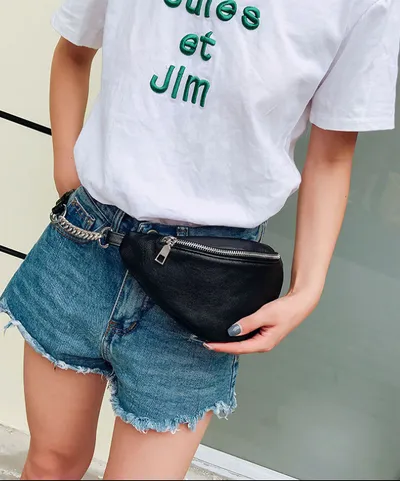 Close-fitting pocket