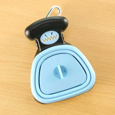 Dog Pet Travel Foldable Pooper Scooper With 1 Roll Decomposable bags Poop Scoop