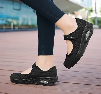 Hollow Rocking Shoes, Mother Shoes