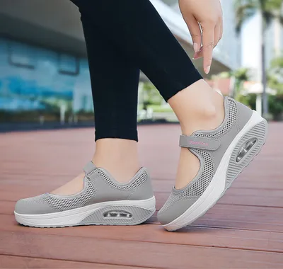 Hollow Rocking Shoes, Mother Shoes