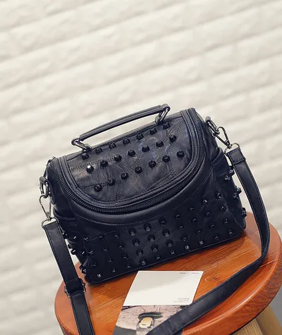 Handbag stitching sheepskin rivet pouch