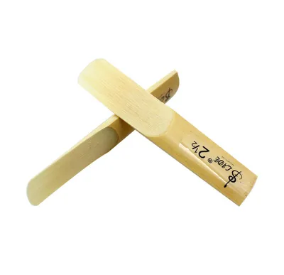 10 pieces of clarinet reed