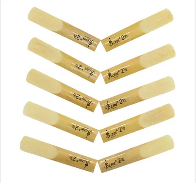 10 pieces of clarinet reed