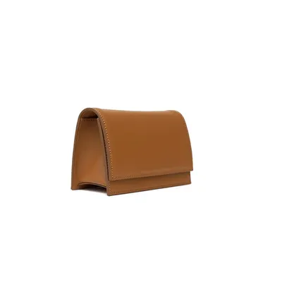 كيس مربع صغير بلون صلب، بري
