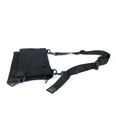 Large capacity nylon shoulder bag