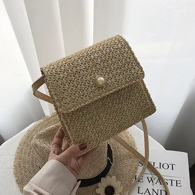 One shoulder straw bag