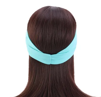 Button sports headband