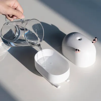جهاز ترطيب وعلاج عطري صغير ومحمول يعمل بمنفذ USB بتصميم غزال وزلاجة