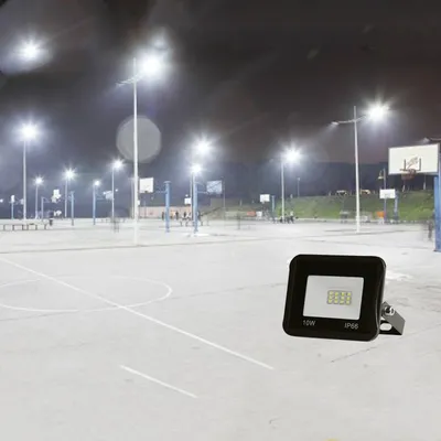 LED flood light