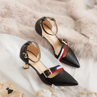 Fashionable casual street shot bag pointe shoes