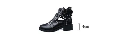 Flat bottomed oversized rivet Martin boots