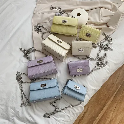 Ladies crossbody chain small square bag