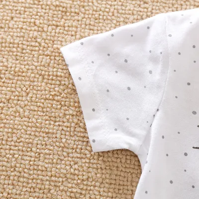 Baby jumpsuit with short sleeves