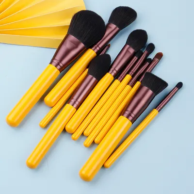 Little grape series makeup brush
