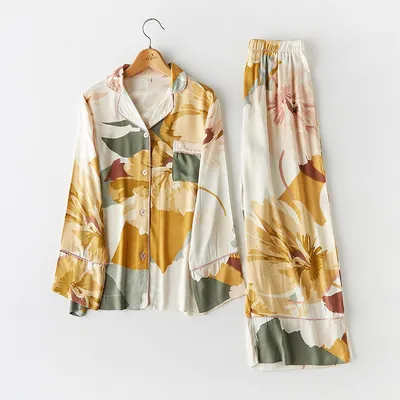 Lapel pajamas suit