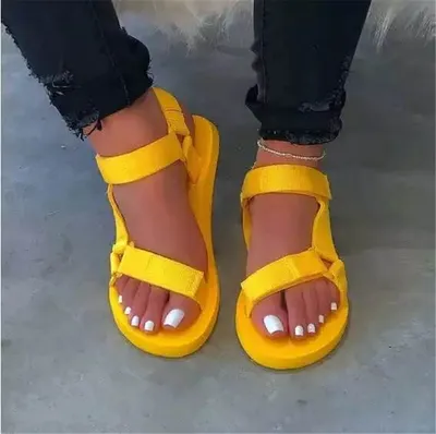 Velcro flat casual sandals