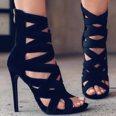 New hollow high heel sandals