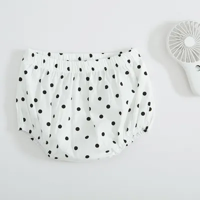 Two-piece baby girl blouse and pants