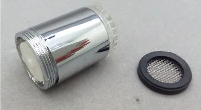 إضاءة LED الذكية لصنبور الدش الحساس للحرارة بثلاثة ألوان