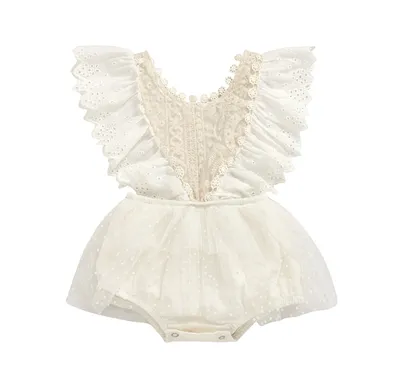 Sleeveless lace baby creeper